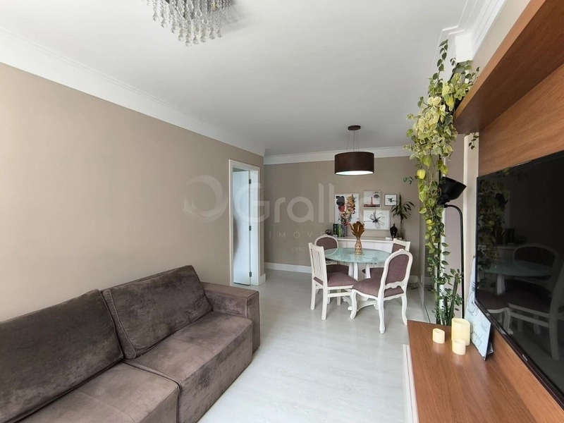 Apartamento a venda no Centro de Florianópolis  com 2 dormitórios: 3ª foto da galeria de imagens do imóvel