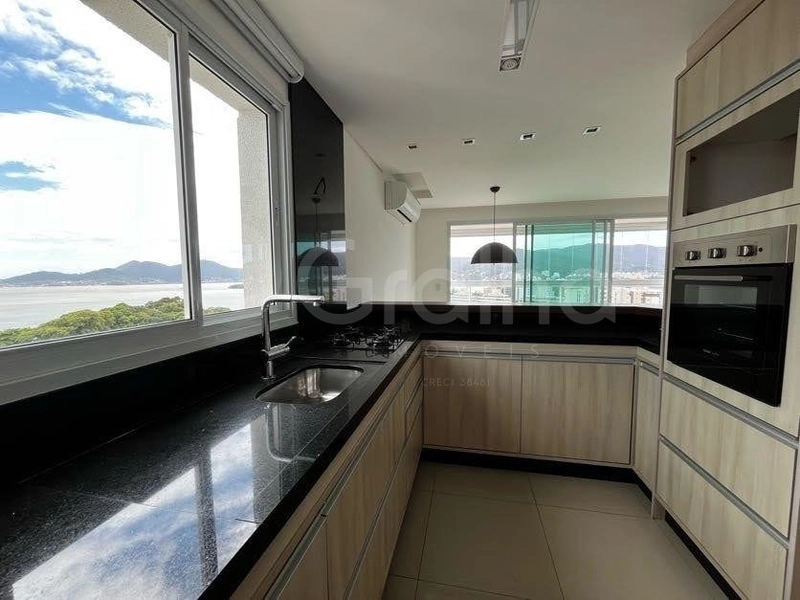 Apartamento na Agronômica  com 3 dormitórios, sendo 1  suíte e 2 vagas: 19ª foto da galeria de imagens do imóvel