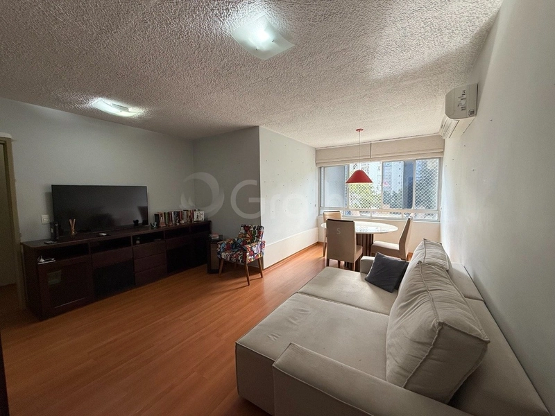 Apartamento  no Centro com 3 dormitórios sendo 1 suíte e 1 vaga: 1ª foto da galeria de imagens do imóvel