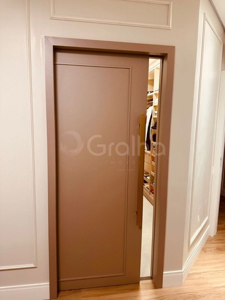 Apartamento no centro com 4 dormitórios 2 suítes e 4 vagas: 16ª foto da galeria de imagens do imóvel