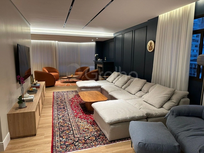 Apartamento no centro com 4 dormitórios 2 suítes e 4 vagas: 1ª foto da galeria de imagens do imóvel