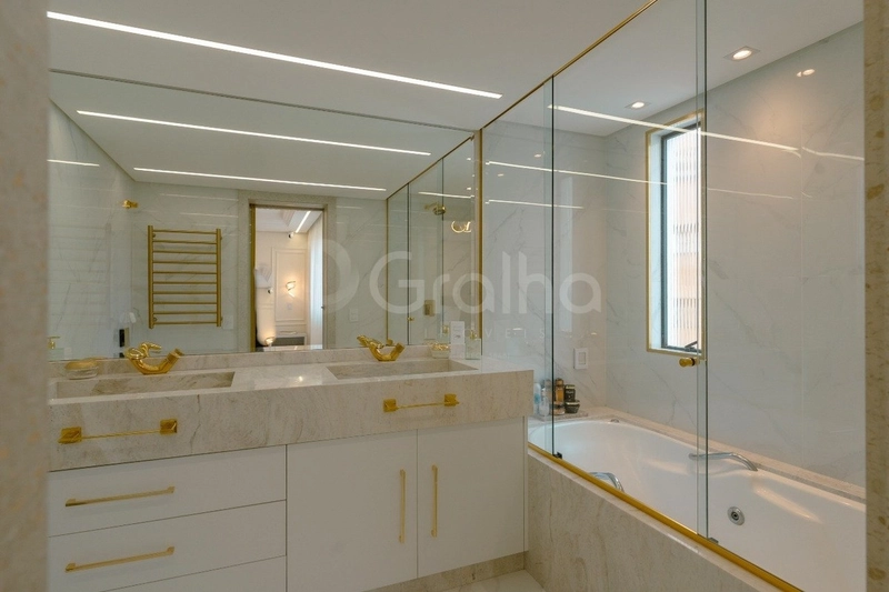 Apartamento de 172m² com 3 quartos sendo 2 suítes e 2 vagas no Centro: 8ª foto da galeria de imagens do imóvel