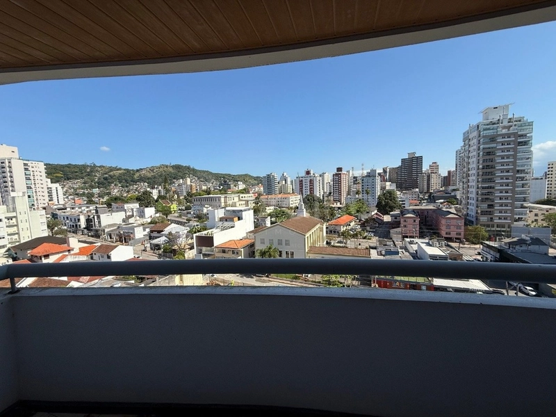 Apartamento no Centro com 3 dormitórios  sendo 1 suíte e 2 vagas: 2ª foto da galeria de imagens do imóvel