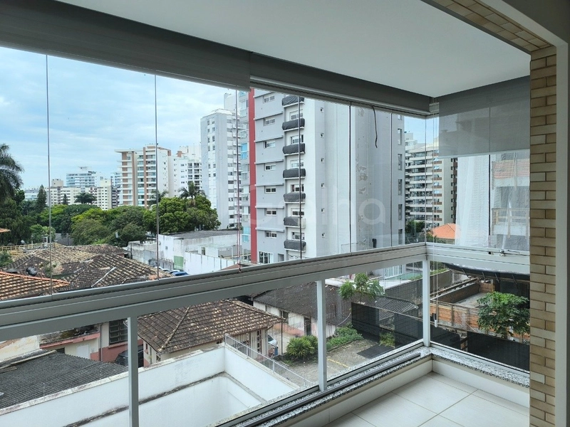 Apartamento com 2 dormitórios com 1 suíte e 2 vagas no Centro: 2ª foto da galeria de imagens do imóvel
