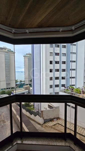 Apartamento na agronômica com 3 dormitórios, sendo 1 suíte e 1 vaga: 4ª foto da galeria de imagens do imóvel