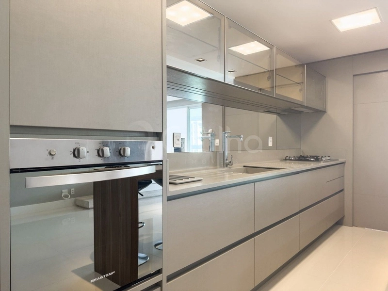 Apartamento  Alto Padrão na Agronômica  a venda com 2 suítes  2 vagas: 8ª foto da galeria de imagens do imóvel