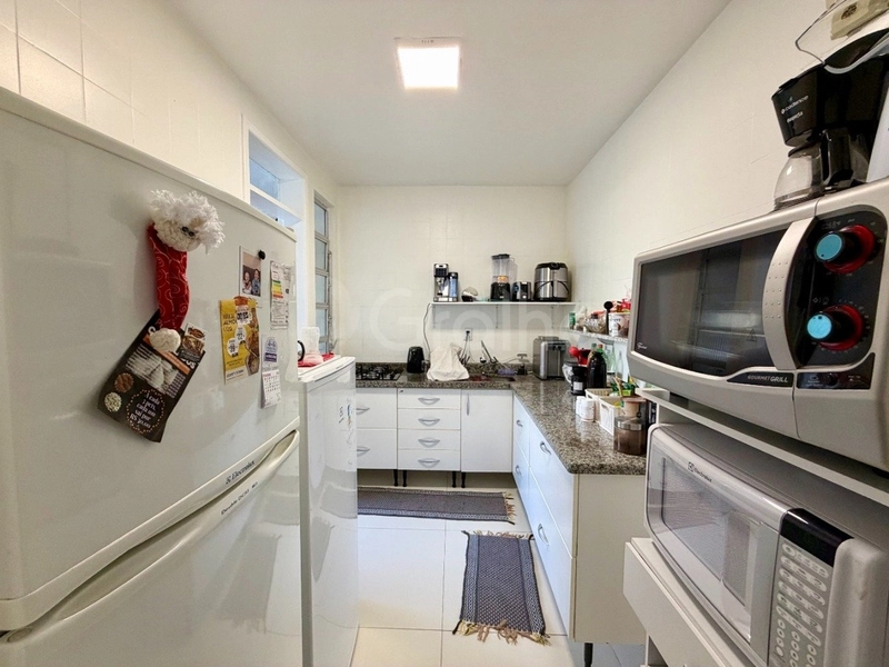 Apartamento na Carvoeira com 2 dormitórios e 1 vaga: 12ª foto da galeria de imagens do imóvel