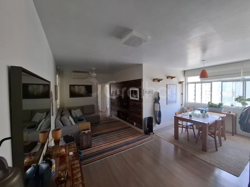 Apartamento no Centro  com 3 dormitórios 1 suíte e 1 vaga: 1ª foto da galeria de imagens do imóvel