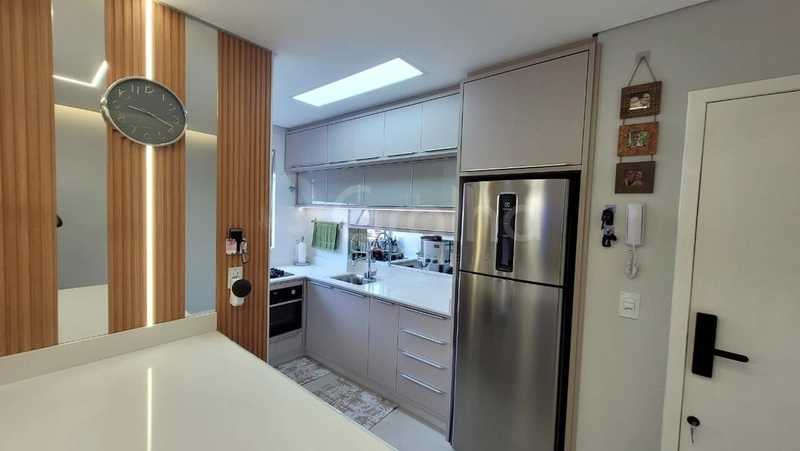 Apartamento na Agronômica com 2 dormitórios 1 suíte e 1 vaga: 13ª foto da galeria de imagens do imóvel