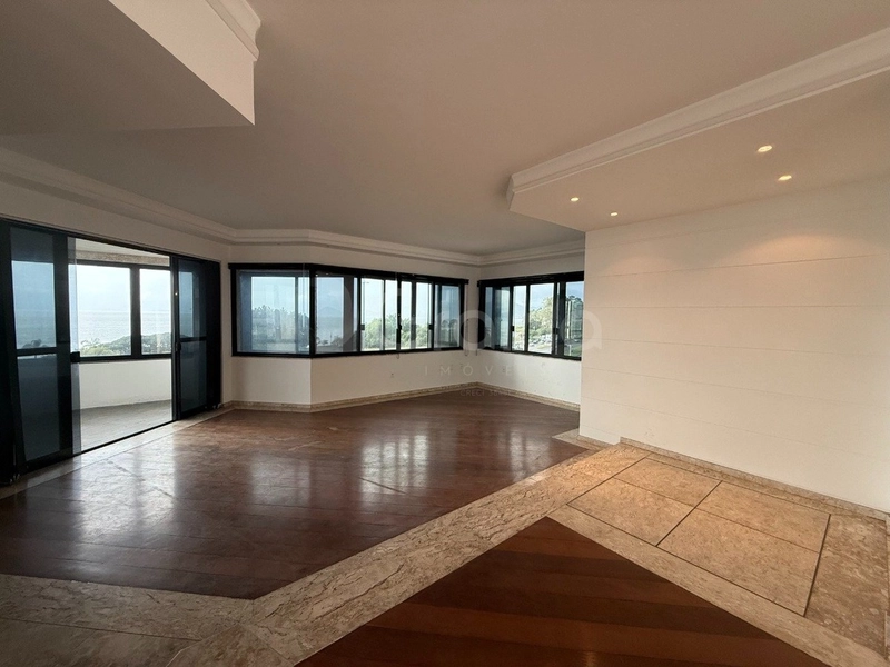 Apartamento na Beira mar com 3 dormitórios 1 suíte e 2 vagas 157,48m²: 4ª foto da galeria de imagens do imóvel