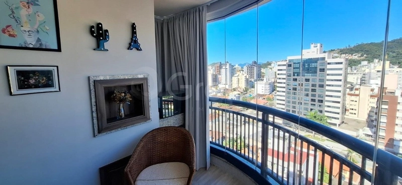 Apartamento á venda na Trindade  de  3 dormitórios 1 suíte e 2 vagas: 8ª foto da galeria de imagens do imóvel
