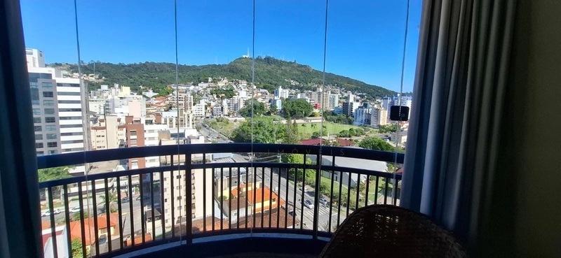 Apartamento á venda na Trindade  de  3 dormitórios 1 suíte e 2 vagas: 2ª foto da galeria de imagens do imóvel