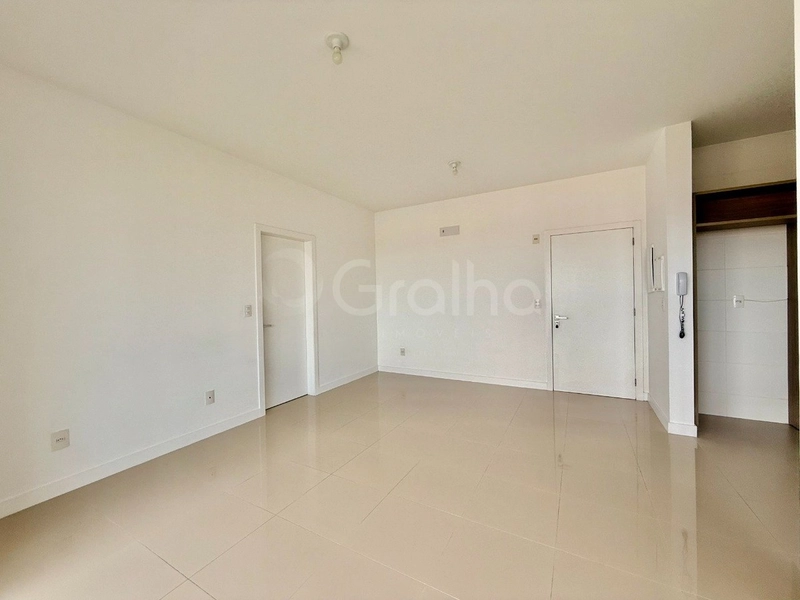 Apartamento Estreito com 2 dormitórios, sendo 1 suíte e 1 vaga  75 m²: 2ª foto da galeria de imagens do imóvel