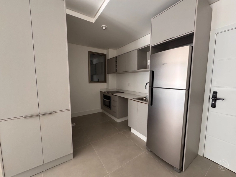 Apartamento no Córrego Grande com 2 dormitórios, sendo 1 suíte e 1 vg: 2ª foto da galeria de imagens do imóvel