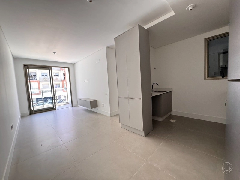 Apartamento no Córrego Grande com 2 dormitórios, sendo 1 suíte e 1 vg: 1ª foto da galeria de imagens do imóvel