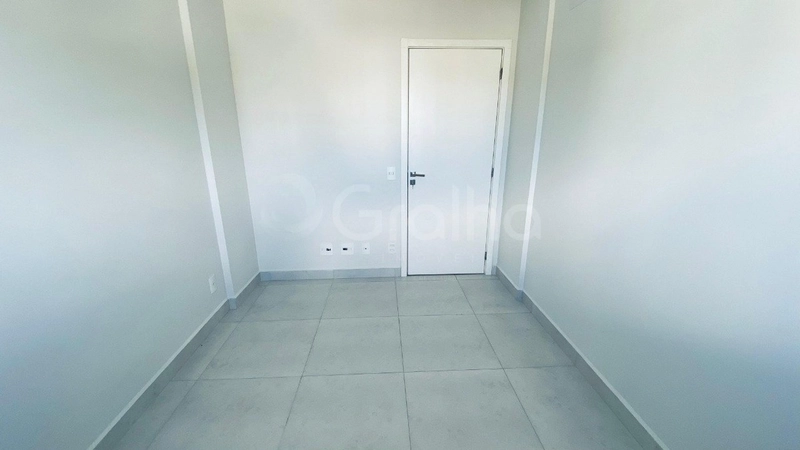 Apartamento na Agronomica  com 2 dormitórios sendo 1 suíte e 2 vagas: 17ª foto da galeria de imagens do imóvel