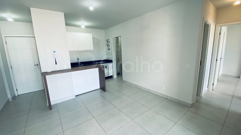 Apartamento na Agronomica  com 2 dormitórios sendo 1 suíte e 2 vagas: 2ª foto da galeria de imagens do imóvel