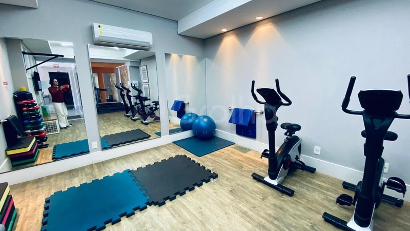 Apartamento na Agronomica  com 2 dormitórios sendo 1 suíte e 2 vagas: 23ª foto da galeria de imagens do imóvel