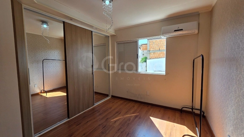 Apartamento no Bom Abrigo com 3 dormitórios, sendo 1 suíte e 1 vaga: 8ª foto da galeria de imagens do imóvel