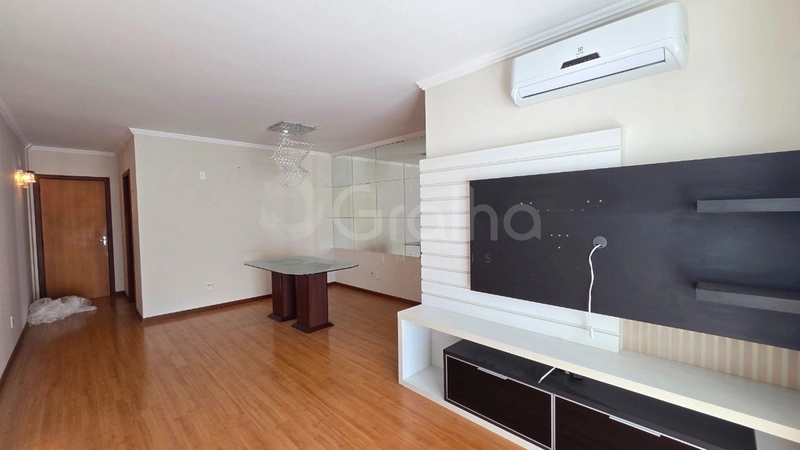 Apartamento no Bom Abrigo com 3 dormitórios, sendo 1 suíte e 1 vaga: 2ª foto da galeria de imagens do imóvel