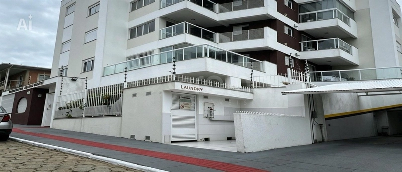 Apartamento a  venda em Coqueiros com 2 dormitórios 1 suíte e 1 vaga: 11ª foto da galeria de imagens do imóvel