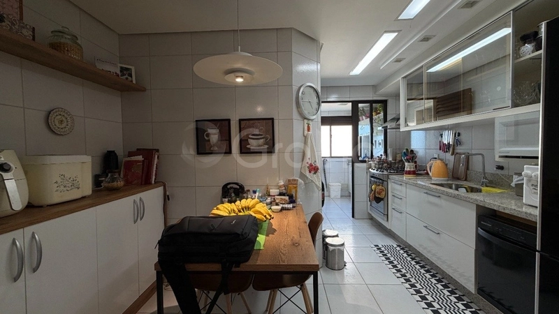 Apartamento na Agronômica com 3 dormitórios 1 suíte e 2 vagas: 5ª foto da galeria de imagens do imóvel