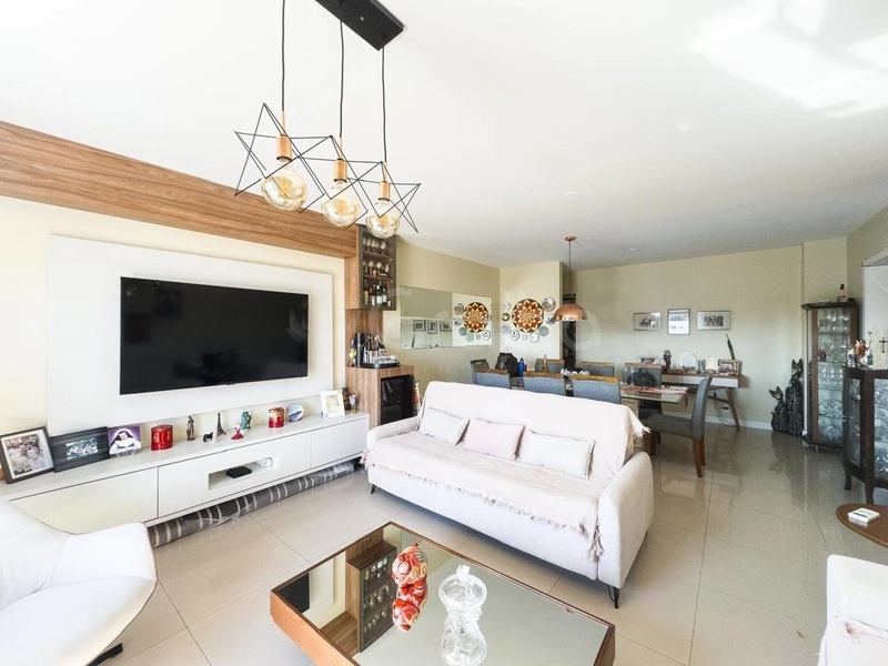 Apartamento no Centro com 3 dormitórios  sendo 1 suíte e 1 vaga  131m²: 1ª foto da galeria de imagens do imóvel