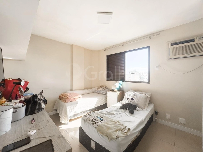 Apartamento no Centro com 3 dormitórios  sendo 1 suíte e 1 vaga  131m²: 13ª foto da galeria de imagens do imóvel