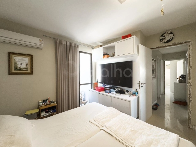 Apartamento no Centro com 3 dormitórios  sendo 1 suíte e 1 vaga  131m²: 10ª foto da galeria de imagens do imóvel