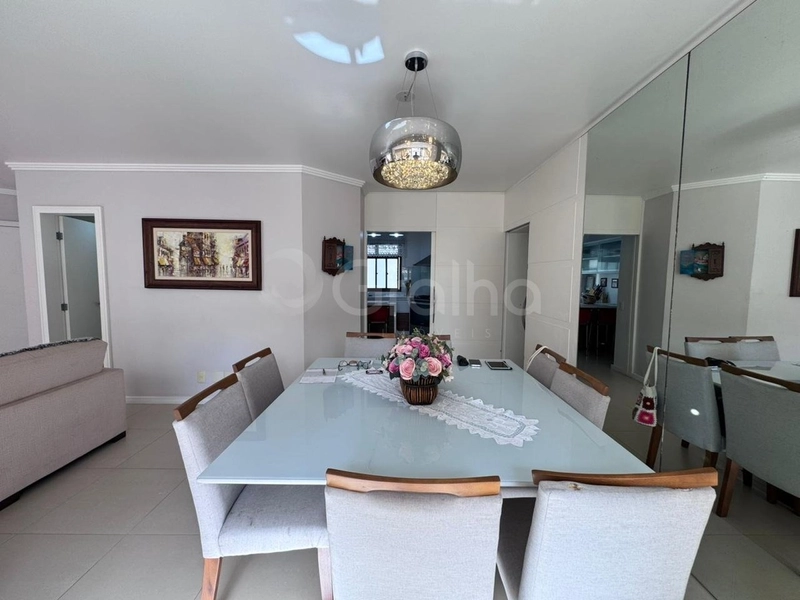 Apartamento no Centro com 3 dormitórios 1 suíte  e 2 vagas - 124,87m²: 6ª foto da galeria de imagens do imóvel