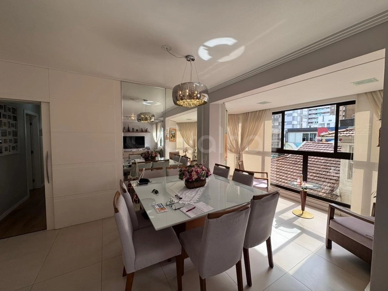 Apartamento no Centro com 3 dormitórios 1 suíte  e 2 vagas - 124,87m²: 7ª foto da galeria de imagens do imóvel