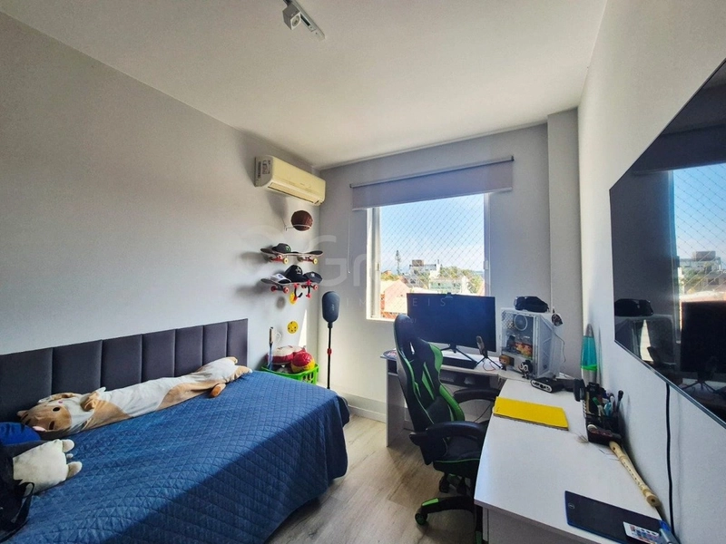 Apartamento em Coqueiros com 3 dormitórios, sendo 1 suíte, vista Mar: 11ª foto da galeria de imagens do imóvel