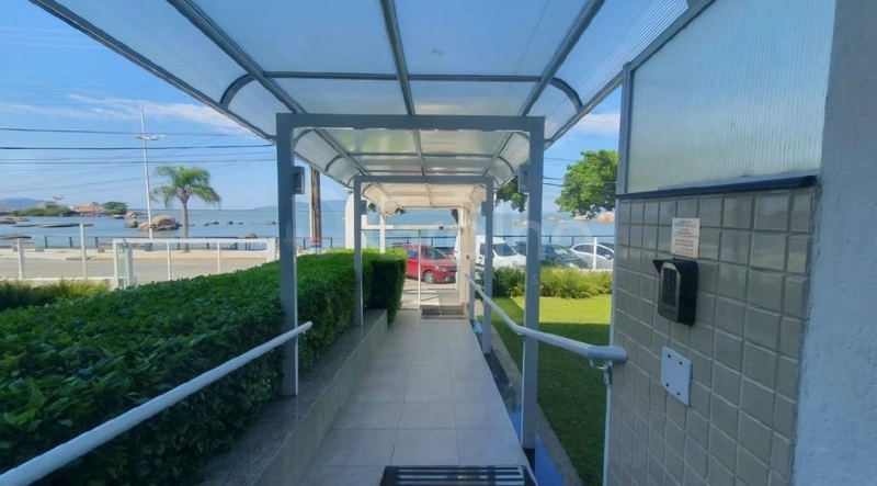 Apartamento em Coqueiros com 3 dormitórios, sendo 1 suíte, vista Mar: 25ª foto da galeria de imagens do imóvel