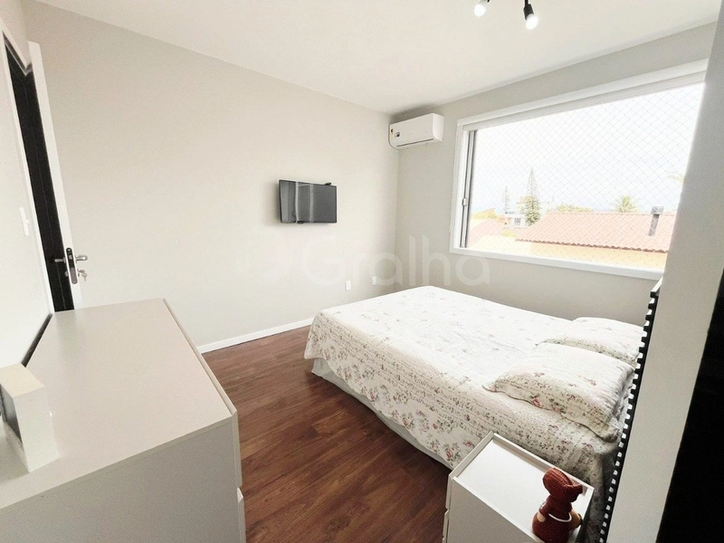 Apartamento em Coqueiros com 3 dormitórios, sendo 1 suíte, vista Mar: 18ª foto da galeria de imagens do imóvel