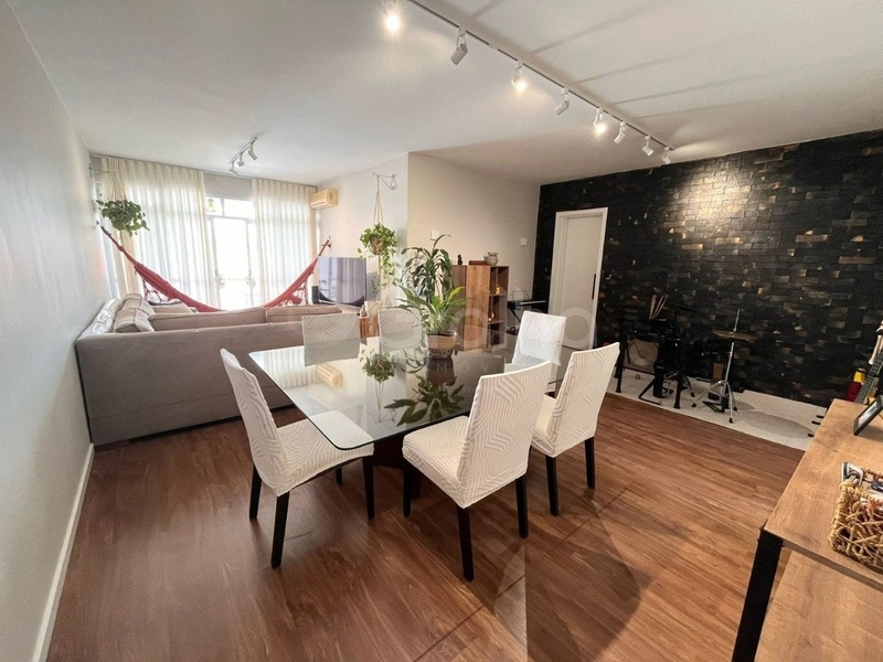 Apartamento em Coqueiros com 3 dormitórios, sendo 1 suíte, vista Mar: 8ª foto da galeria de imagens do imóvel