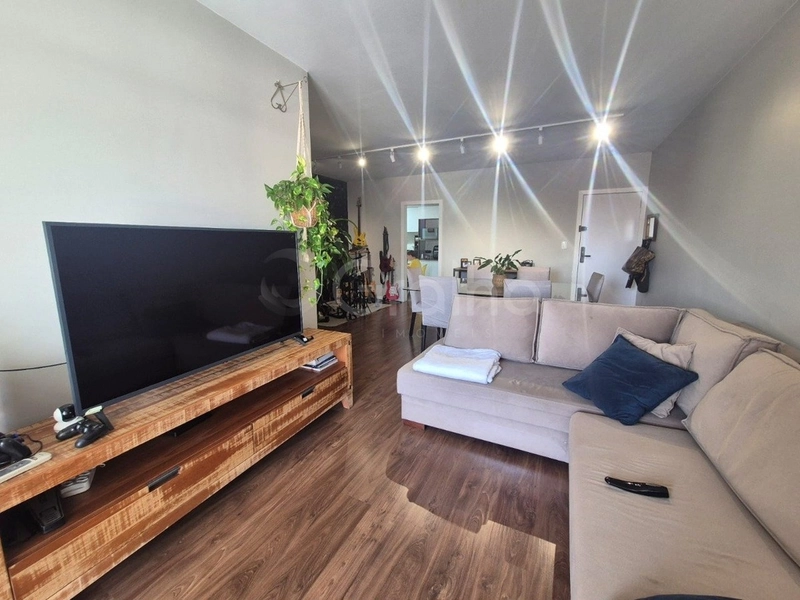 Apartamento em Coqueiros com 3 dormitórios, sendo 1 suíte, vista Mar: 3ª foto da galeria de imagens do imóvel
