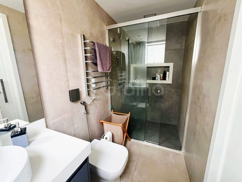 Apartamento em Coqueiros com 3 dormitórios, sendo 1 suíte, vista Mar: 13ª foto da galeria de imagens do imóvel