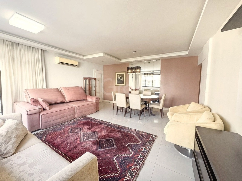 Apartamento no Centro  3 dormitórios, sendo 01 suíte e 1 vaga - 119 m²: 2ª foto da galeria de imagens do imóvel