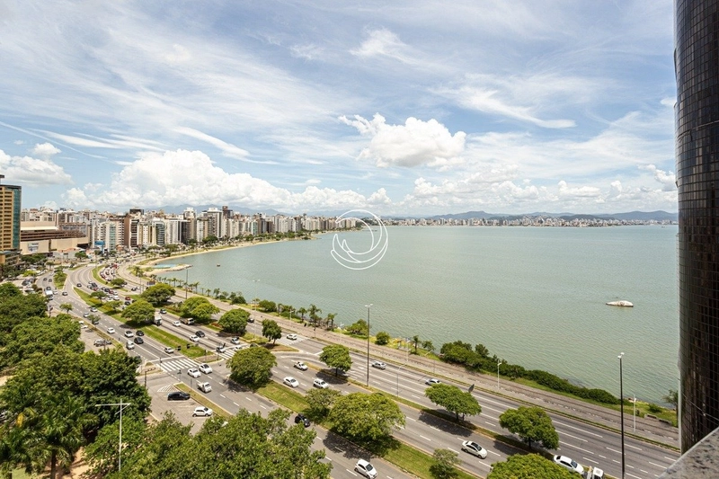 Apartamento na Beira Mar com 4 suítes, sendo 1 suíte master: 7ª foto da galeria de imagens do imóvel