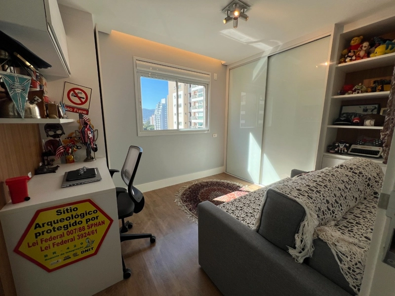 Apartamento  Alto Padrão na Agronômica  a venda com 2 suítes  2 vagas: 14ª foto da galeria de imagens do imóvel