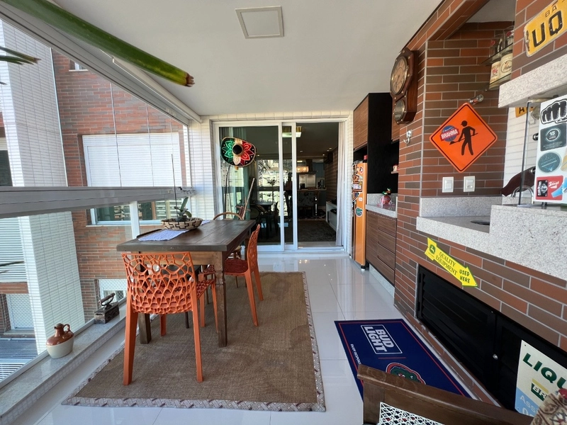 Apartamento  Alto Padrão na Agronômica  a venda com 2 suítes  2 vagas: 4ª foto da galeria de imagens do imóvel