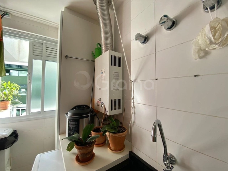 Apartamento  no Centro com 2 dormitórios, sendo 1  suíte e 1 vaga: 12ª foto da galeria de imagens do imóvel