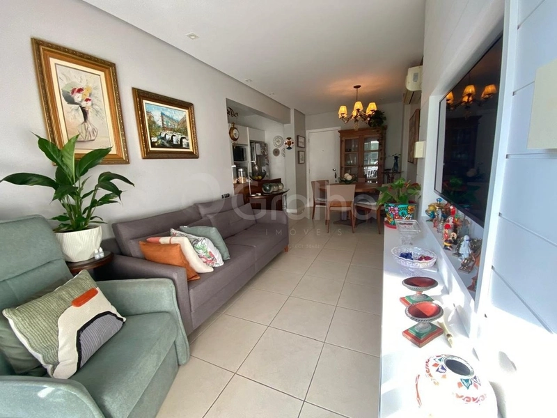 Apartamento  no Centro com 2 dormitórios, sendo 1  suíte e 1 vaga: 2ª foto da galeria de imagens do imóvel