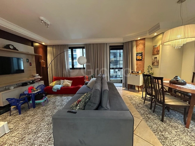 Apartamento a venda no Centro com 3 dormitórios 1 suítes e 2 vagas: 1ª foto da galeria de imagens do imóvel