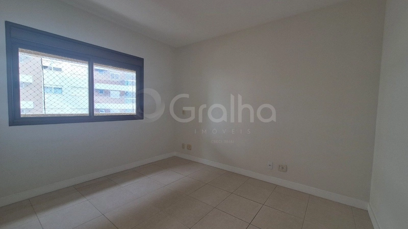 Apartamento no Cento com 2 dormitórios, sendo 1 suíte e 1 vaga: 13ª foto da galeria de imagens do imóvel