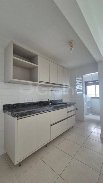 Apartamento no Cento com 2 dormitórios, sendo 1 suíte e 1 vaga: 9ª foto da galeria de imagens do imóvel