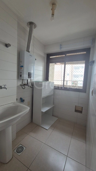 Apartamento no Cento com 2 dormitórios, sendo 1 suíte e 1 vaga: 6ª foto da galeria de imagens do imóvel