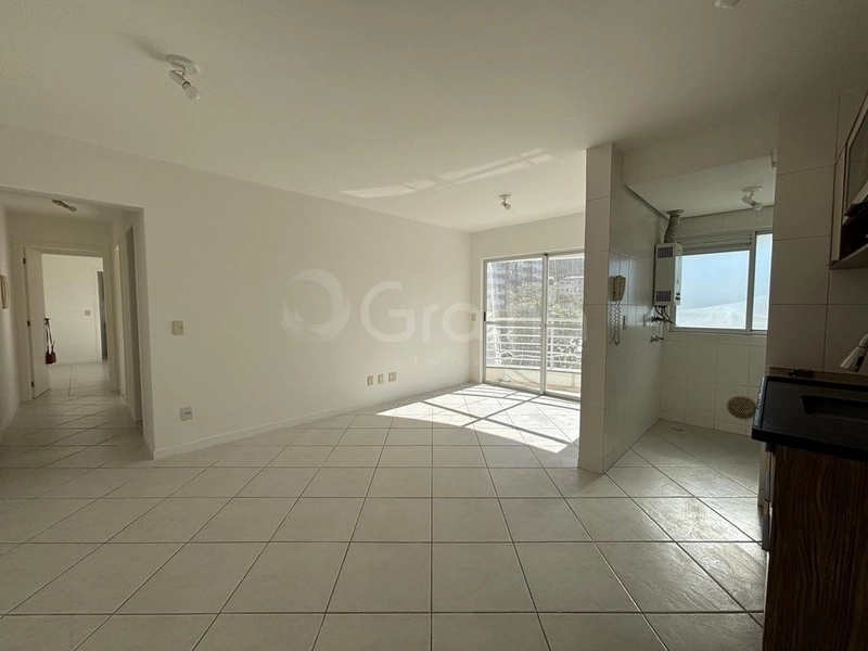 Apartamento na Trindade com 2 dormitórios 1 suíte e 1 vaga: 1ª foto da galeria de imagens do imóvel