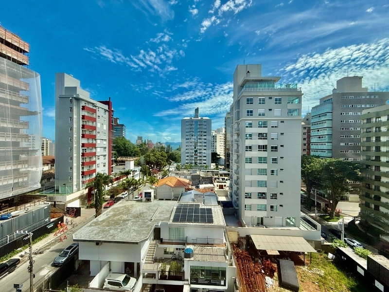 Apartamento no Centro  com 3 dormitórios, sendo 3 suítes e 3 vagas: 8ª foto da galeria de imagens do imóvel