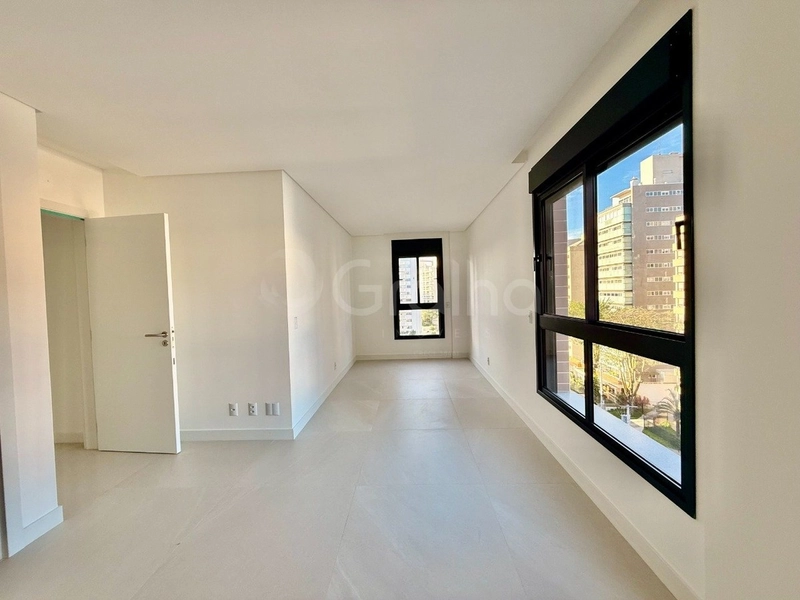 Apartamento no Centro  com 3 dormitórios, sendo 3 suítes e 3 vagas: 12ª foto da galeria de imagens do imóvel